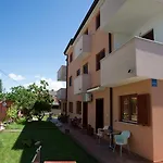 Nives Nb Savudrija