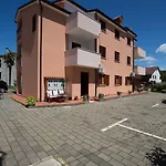 Apartamento Nives Nb *
