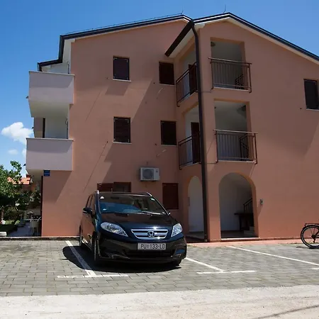 Apartmán Nives Nb