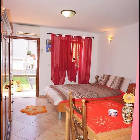 Nives Nb Apartmán Savudrija